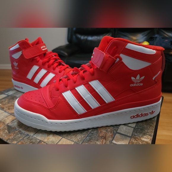 adidas Forum Mid 'Red' (size: 11.5)